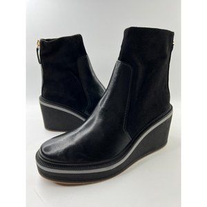 NWOT Louise Et Cie Boots Womens 9.5M Black Suede Wedge Side Zip Ankle Booties